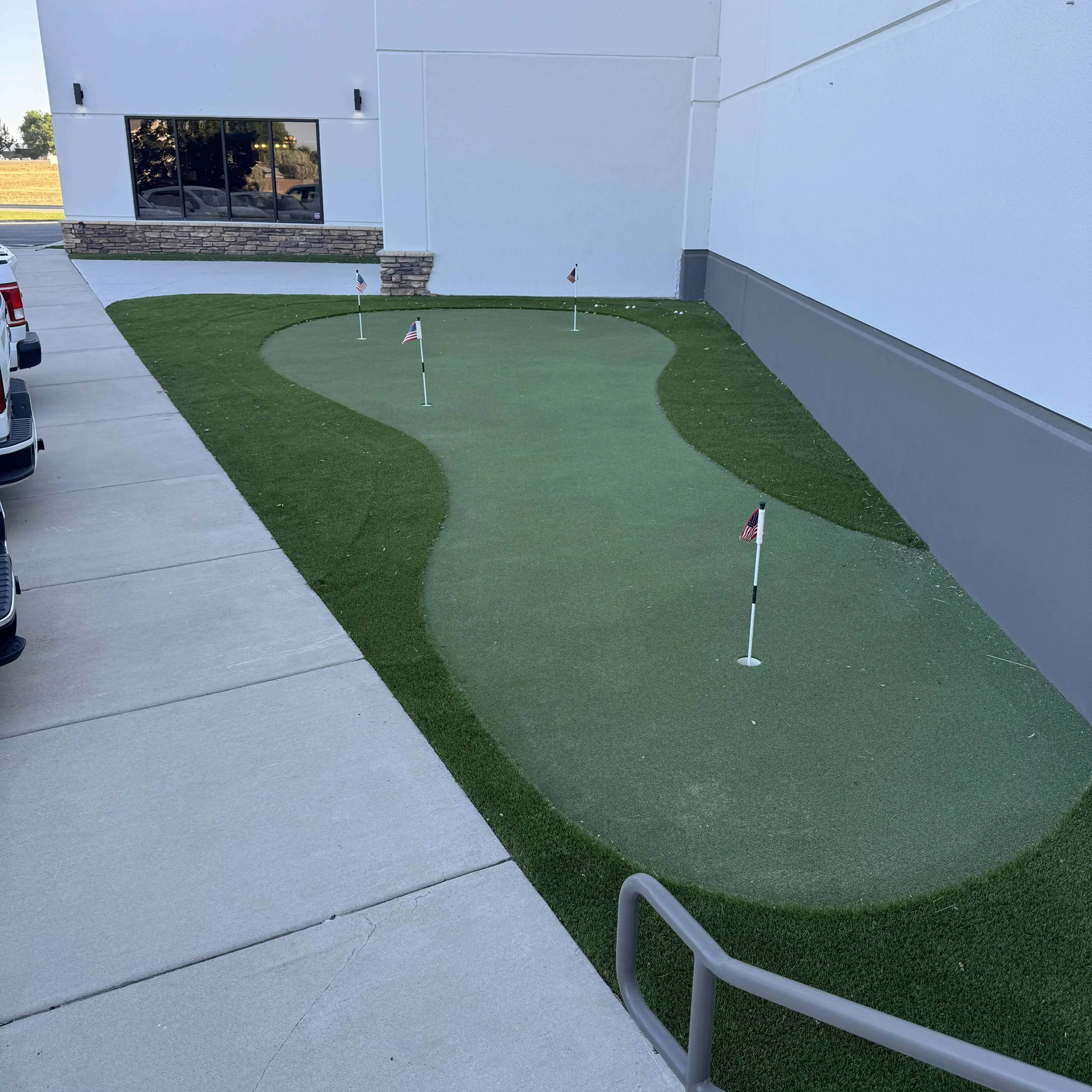 Turf-putting-green-square | Nampa Floors & Interiors